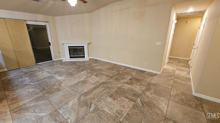 Property Photo:  10817 Peach Blossom Avenue  CA 93312 