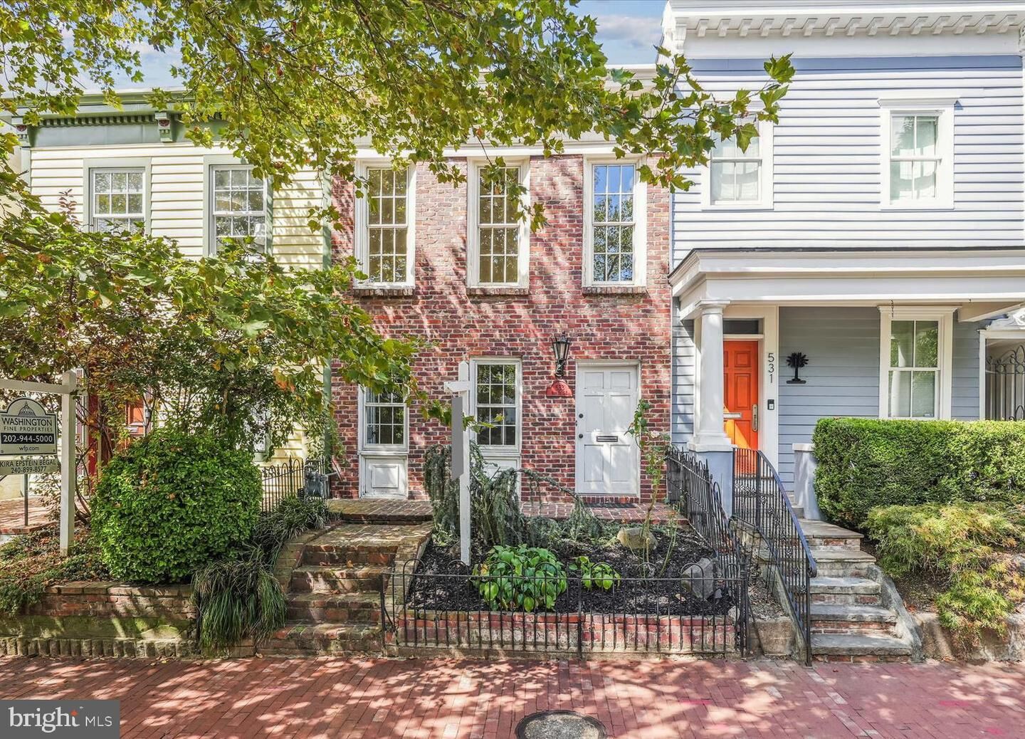 Property Photo:  533 6th St SE  DC 20003 