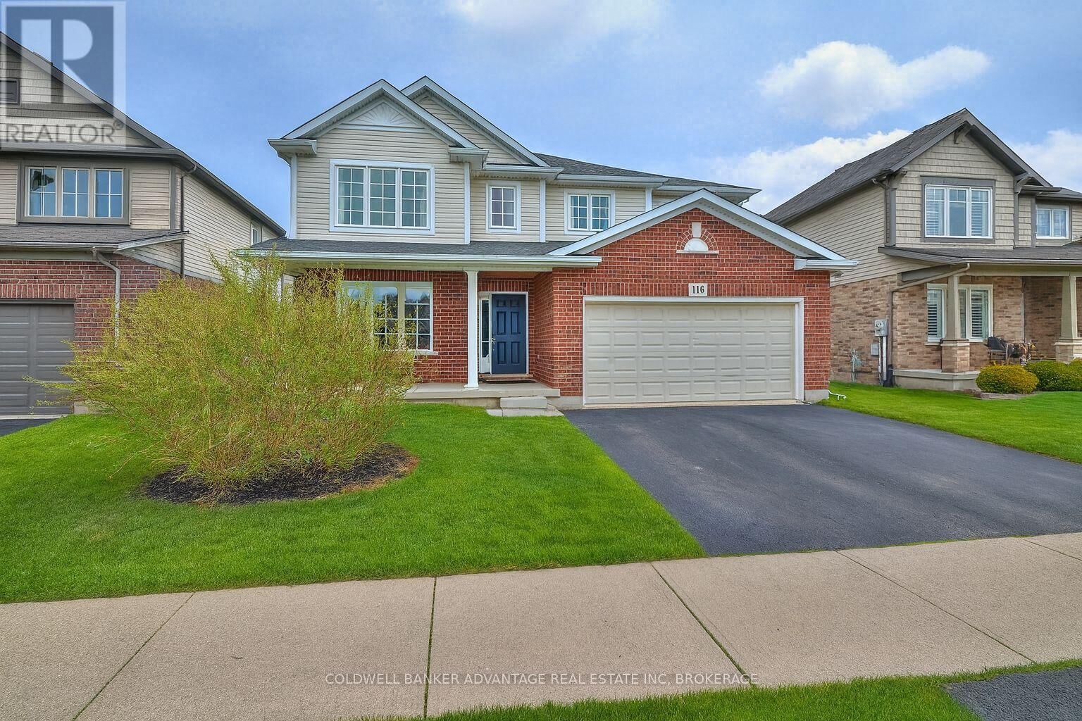 Property Photo:  116 Clare Avenue  ON L3C 0B7 