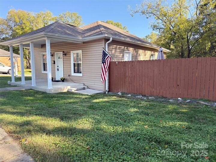 Property Photo: 301 S Mountain Street NC 28021