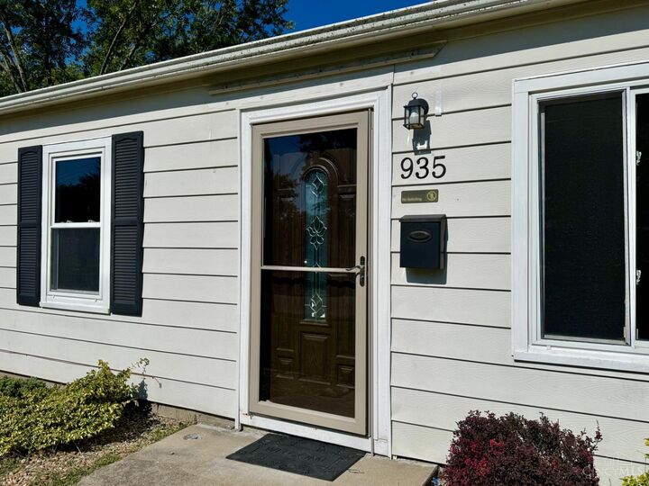 Property Photo:  935 Olympia Drive  OH 45040 