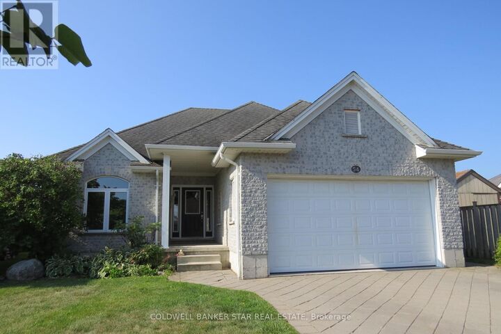 Photo de la propriété: 54 Treadwell Street ON N5H 3J5