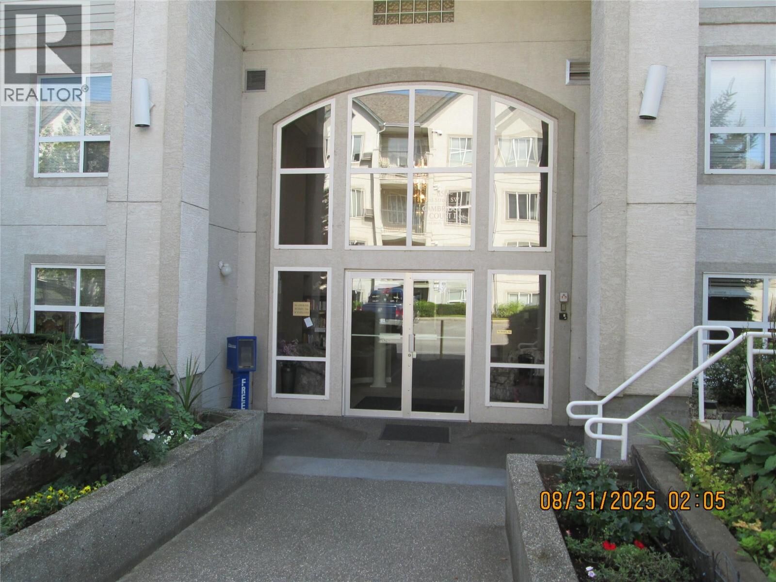 Property Photo: 650 3 Street Southwest 210 BC V1E 2K7