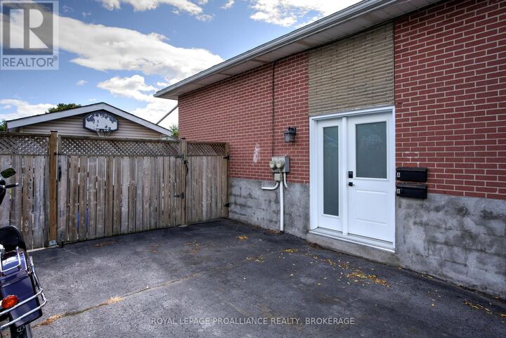 Photo de la propriété: 114 Drennan Street ON K7K 2S5