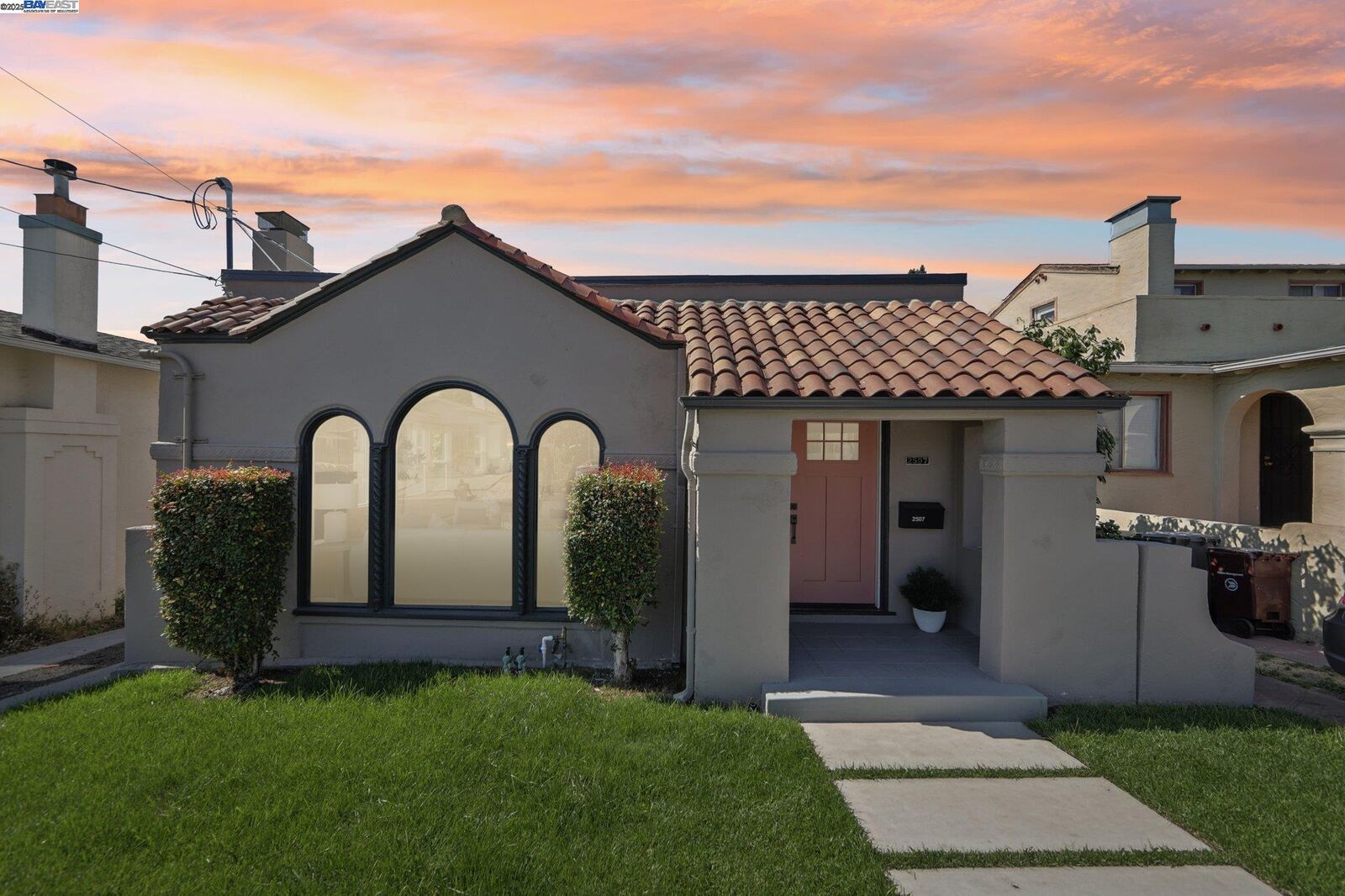 Property Photo: 2507 Maxwell Ave CA 94601