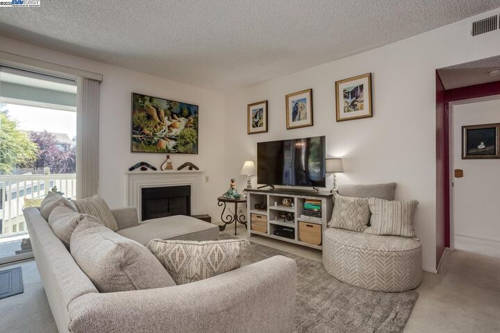 Property Photo: 3371 Baywood Terrace 214 CA 94536