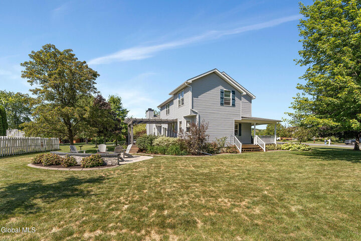 Property Photo:  1 Tamara Court  NY 12061 