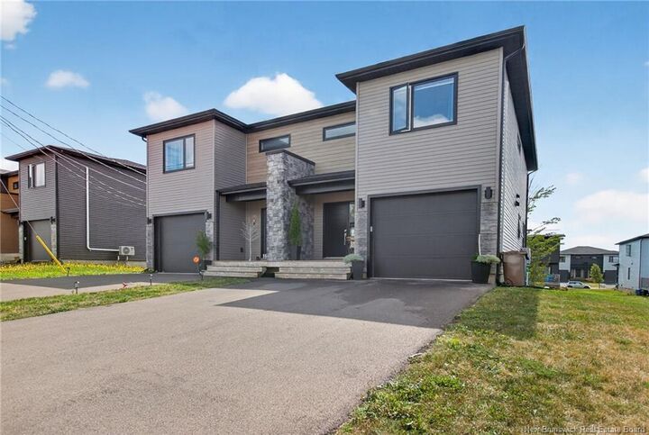 Property Photo:  193 Francfort Crescent  NB E1G 5W7 