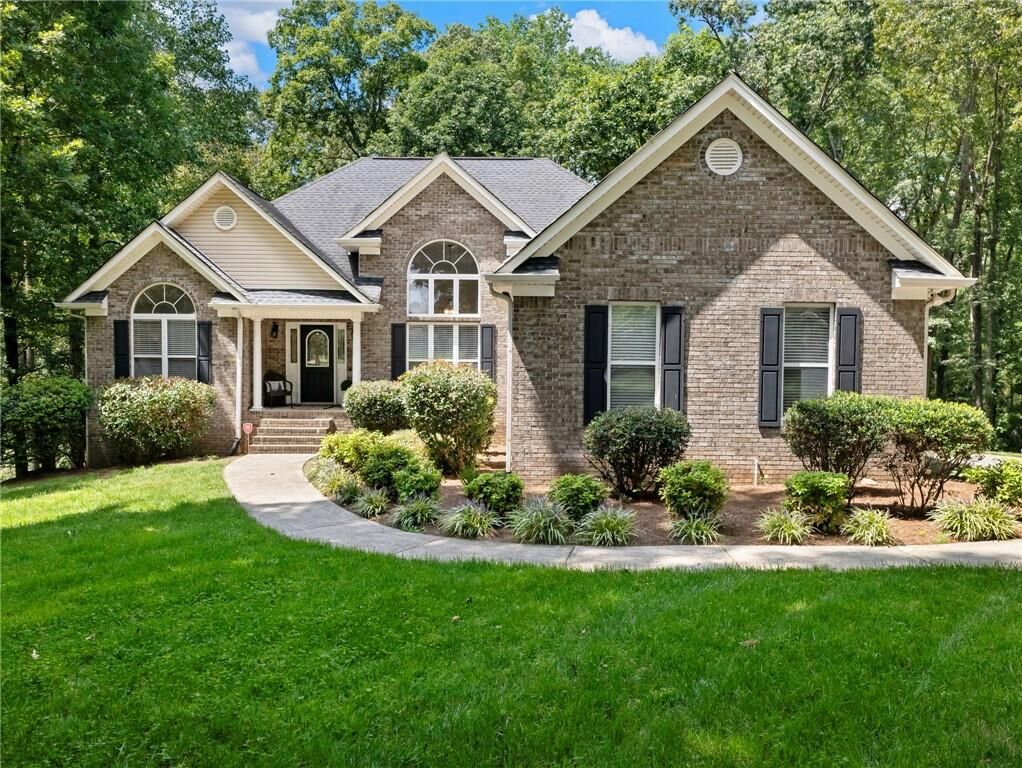 Property Photo: 193 Etsel Lane GA 30517