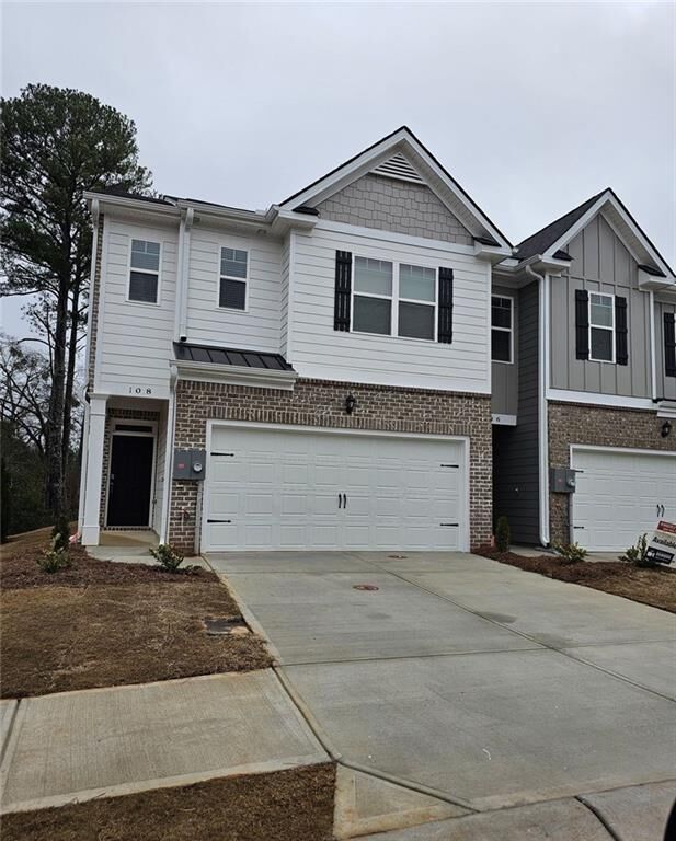 Property Photo: 108 Hampton Circle GA 30253