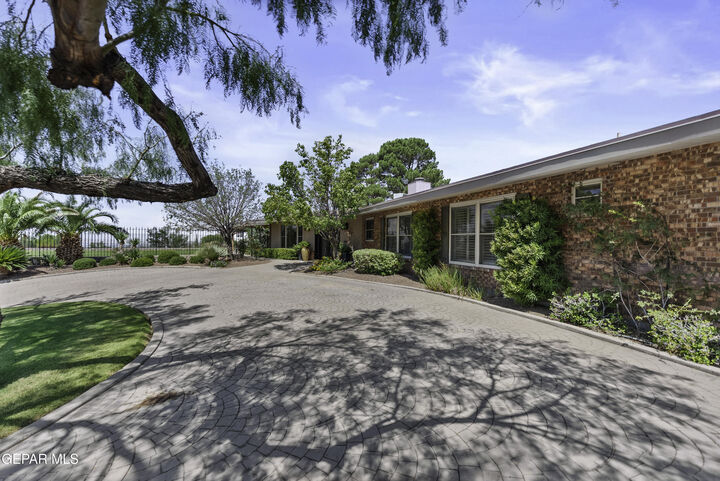 Property Photo: 4351 Donnybrook Place TX 79902