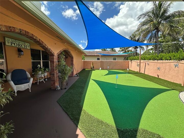 Property Photo: 11886 NW 24th St FL 33065