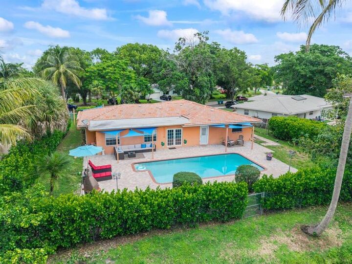 Property Photo:  11886 NW 24th St  FL 33065
