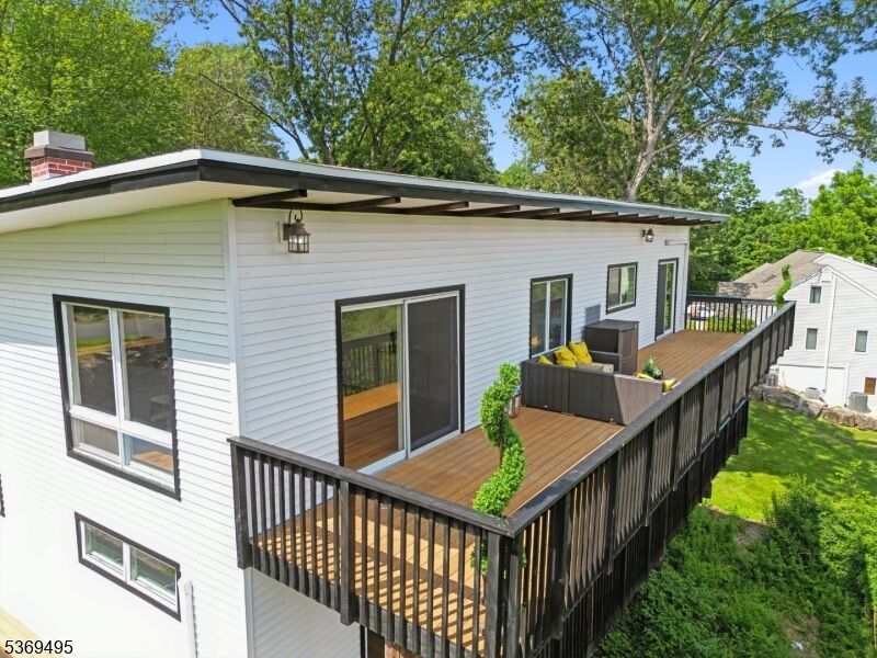 Property Photo: 49 Chilhowie Dr NJ 07405