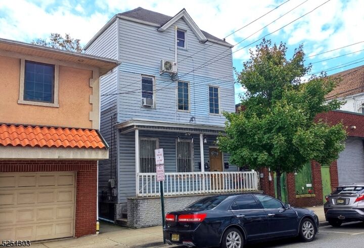6 6th St 2  Harrison Town NJ 07029 photo