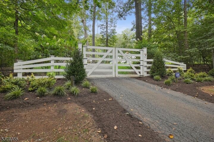 Property Photo: 6 Fawn Hill Dr NJ 07960