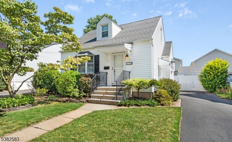 Property Photo: 740 Erudo St NJ 07036