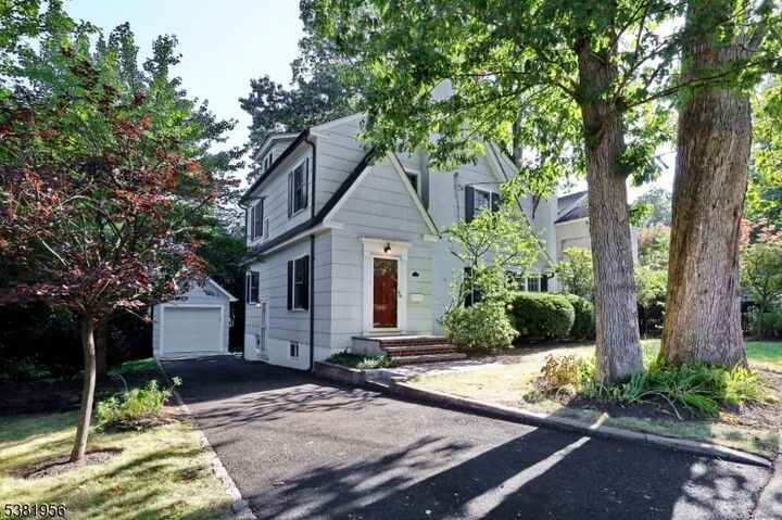 20 Orchard Rd  Chatham Boro NJ 07928 photo