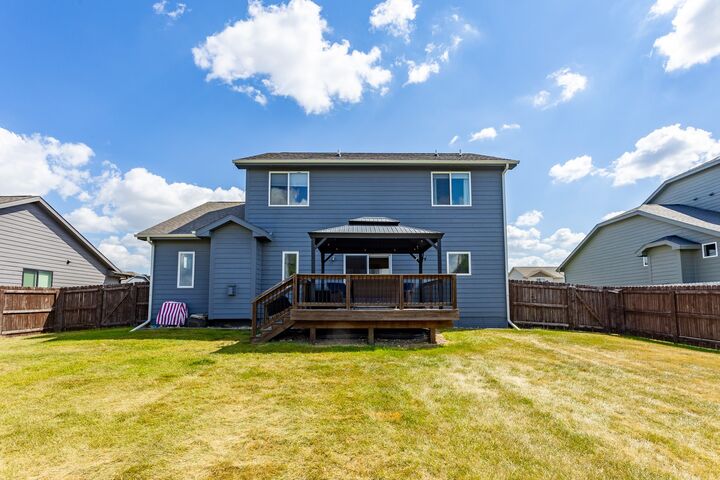 Property Photo:  590 NE Wilden Drive  IA 50263 