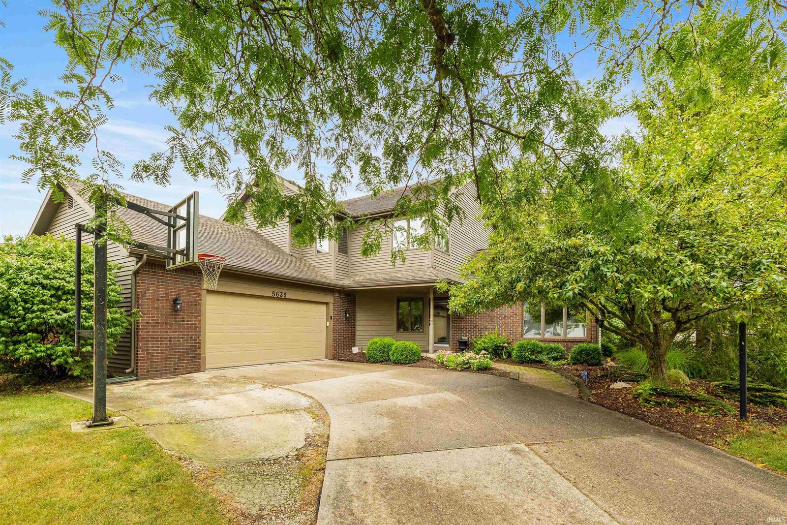 Property Photo: 5635 Trishlyn Cove IN 46835-8896