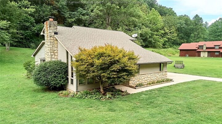 Property Photo: 1447 Silas Kanawha Two Mile Road WV 25312