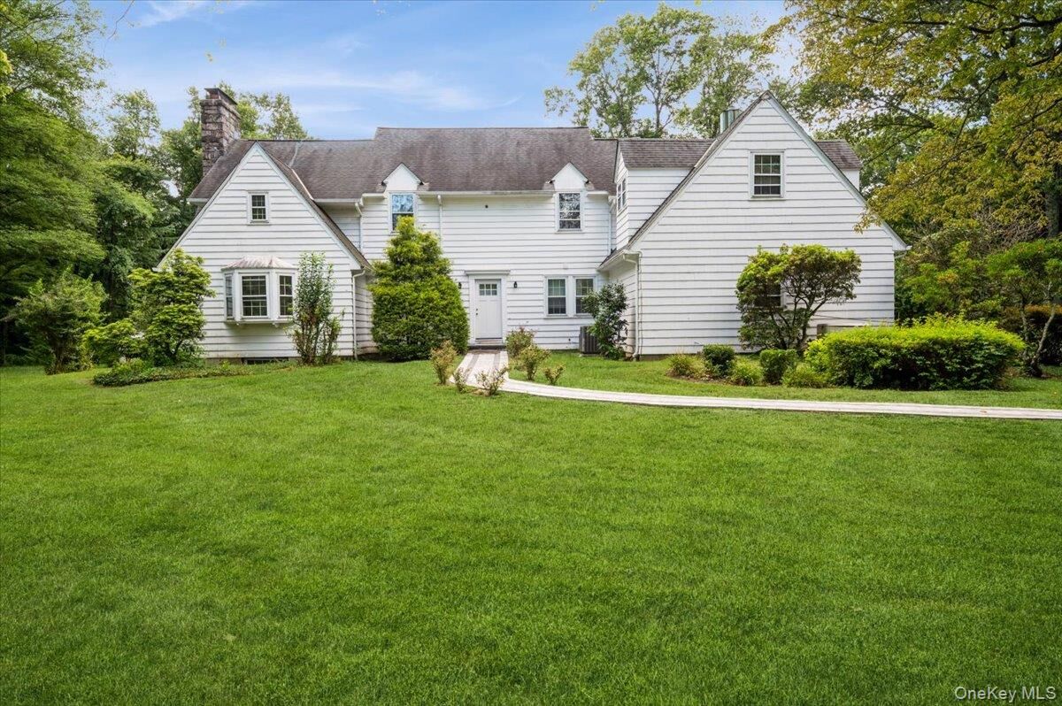 Property Photo:  34 Wolfe Lane  NY 10577 