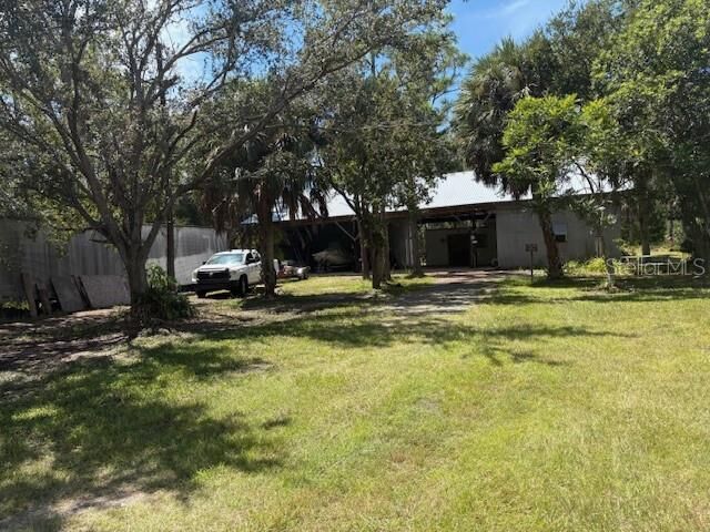 Property Photo:  4650 Pine Road  FL 33908 