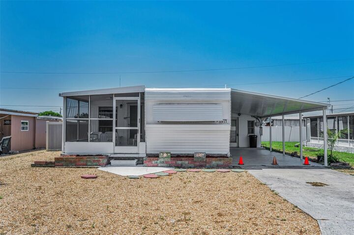 Property Photo: 1917 Hess Drive FL 34691