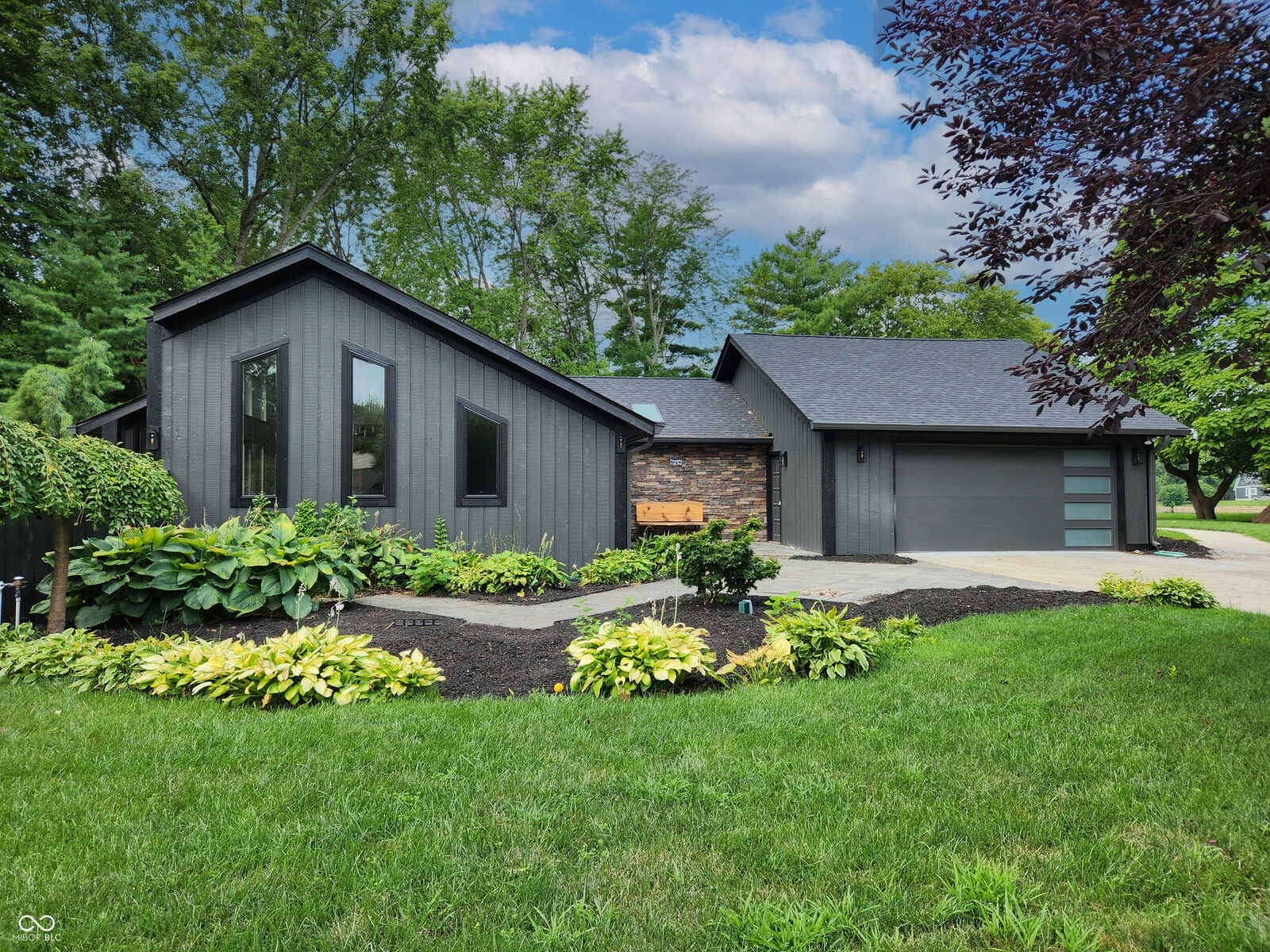 Property Photo: 50 Beechwood Court IN 46033