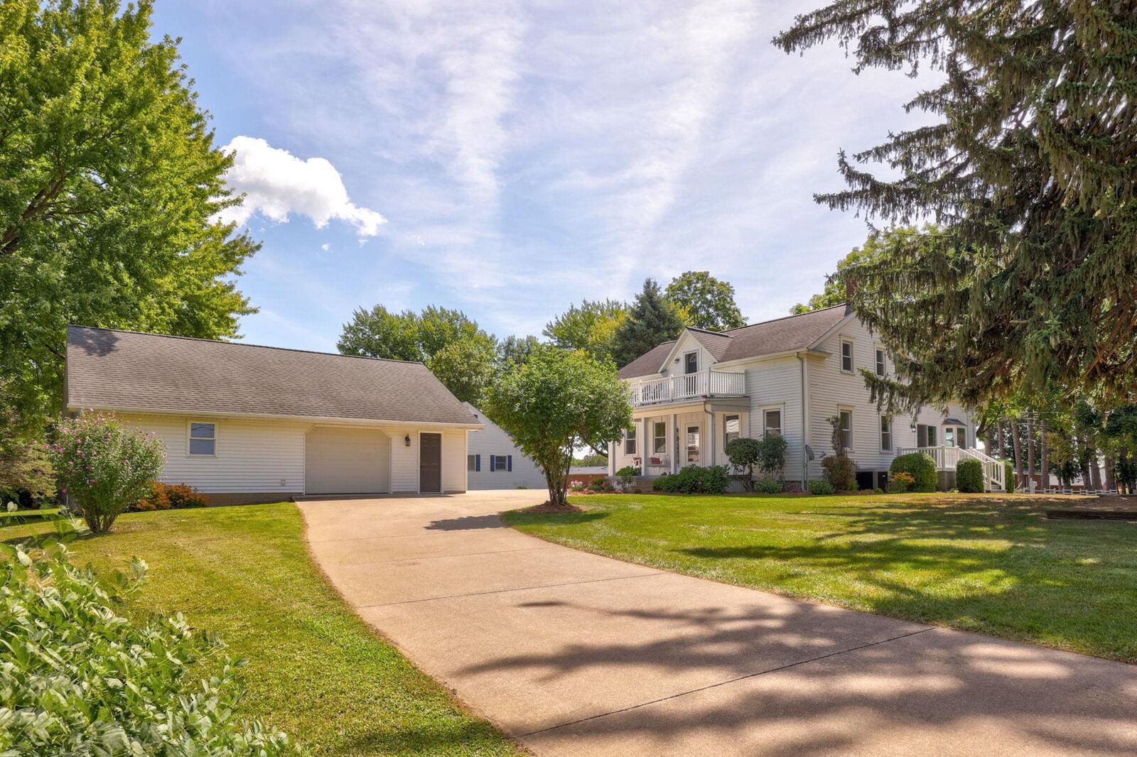 Property Photo: 216 List Street MI 48734