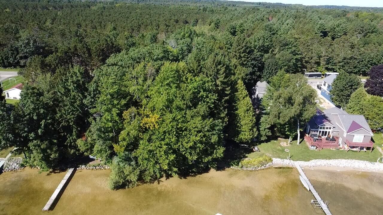Property Photo: 12949 Hopkins Forest Drive Drive MI 49614