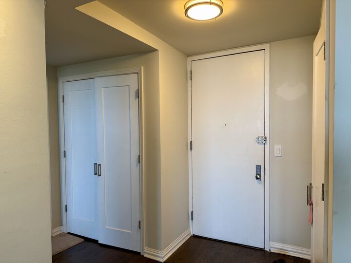Property Photo: 655 W Irving Park Road 2908 IL 60613