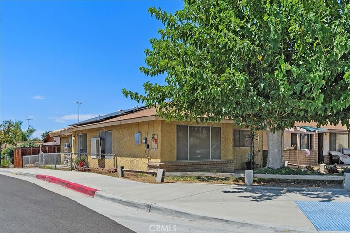 Property Photo: 1183 S Buena Vista Street CA 92543