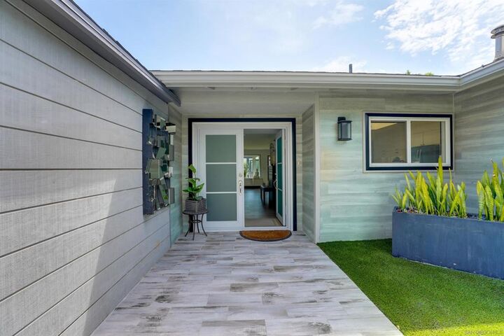 Property Photo:  1806 Leeward Lane  CA 92660 