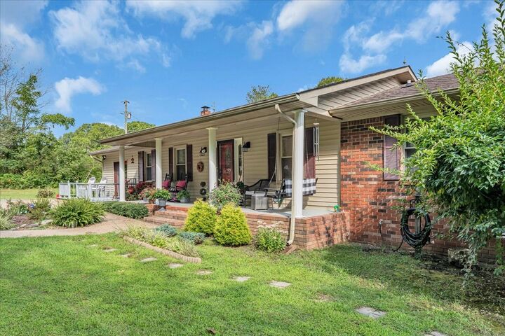 Property Photo:  161 Brown Ln  TN 37387 