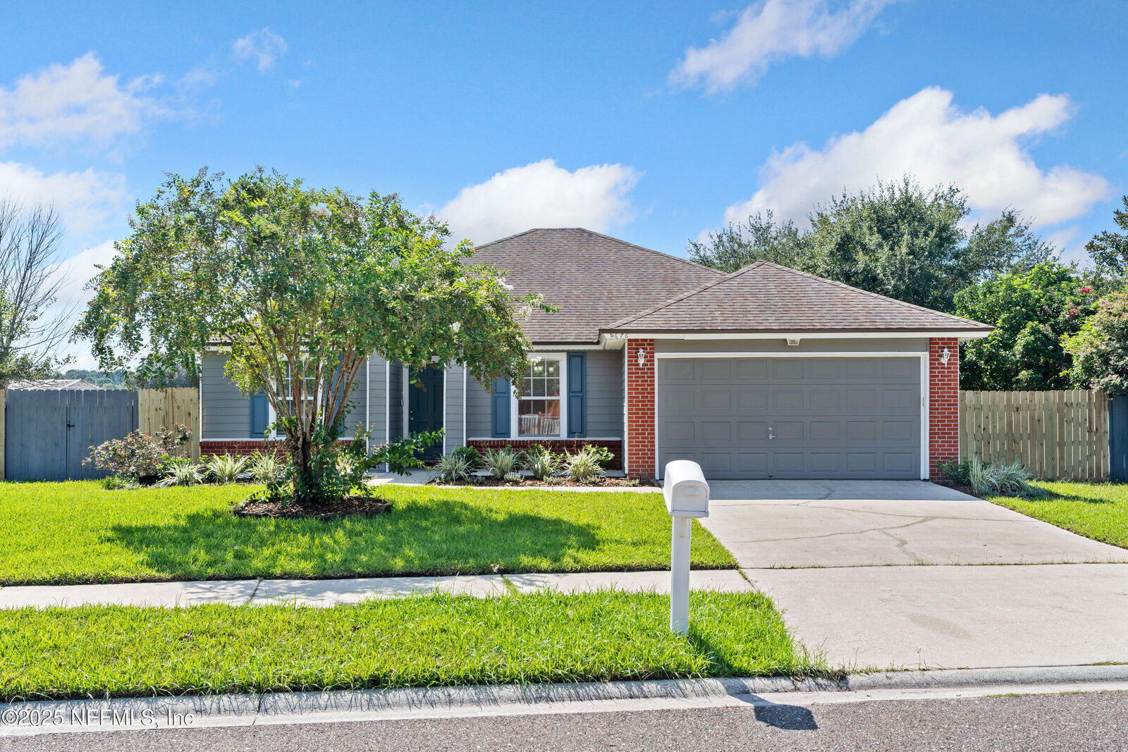 Property Photo: 8676 Tristan Drive FL 32210