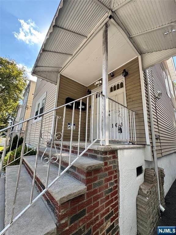 Property Photo:  163 Linden Avenue 3rd  NJ 07111 