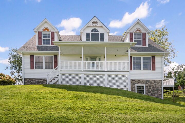 1430 Harding Road  Blacksburg VA 24060 photo