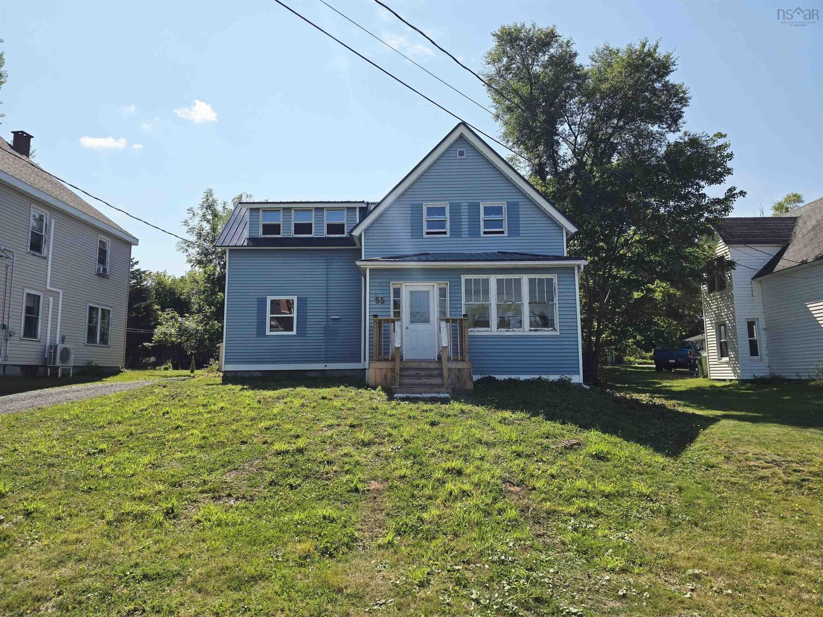 Property Photo: 55 Bridge Avenue NS B0K 1S0