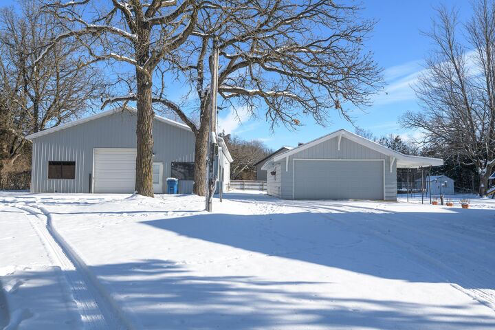 Property Photo:  38746 County Road 1  MN 56377 