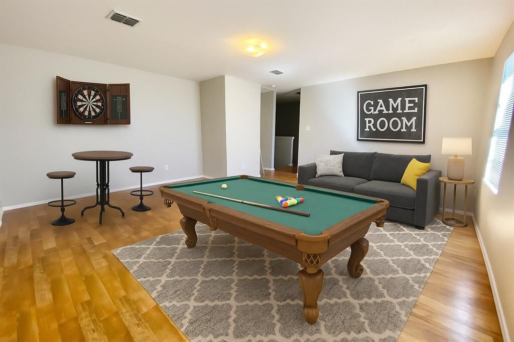 Property Photo:  1116 Browntop Street  TX 76036 