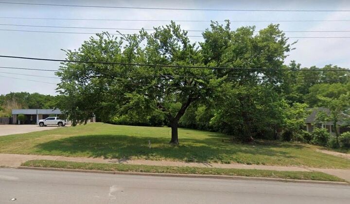 Property Photo:  1322 S Main Street  TX 75137 