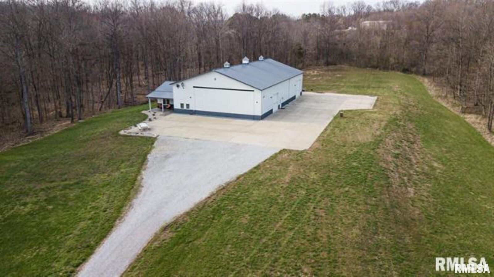 Property Photo: 4763 State Route 127 N IL 62920