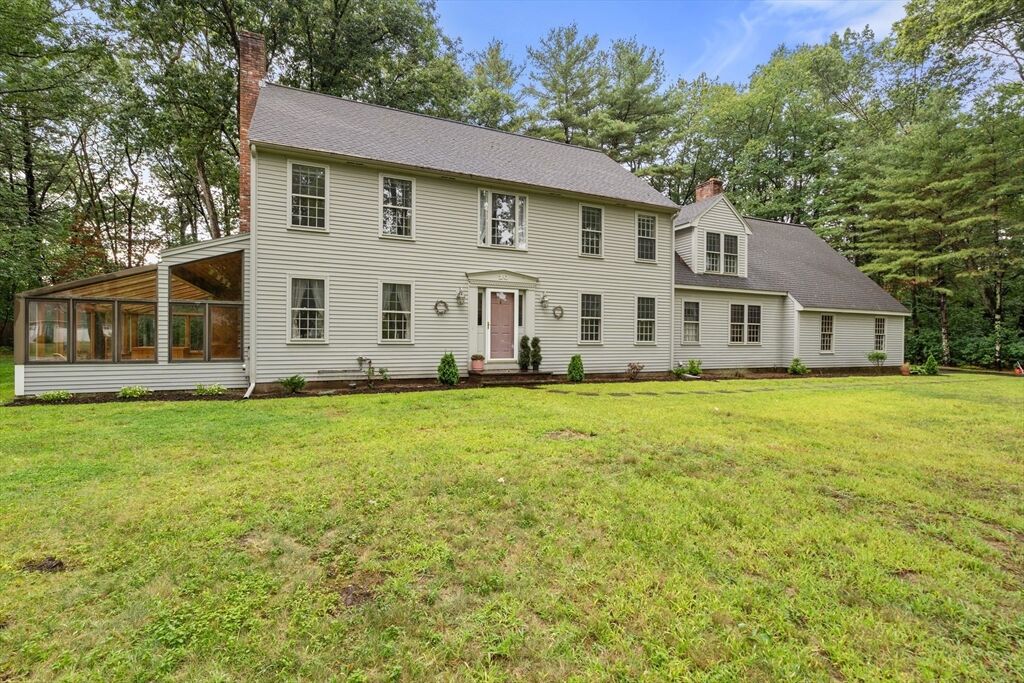 Property Photo:  20 Shadow Oak Drive  MA 01776 