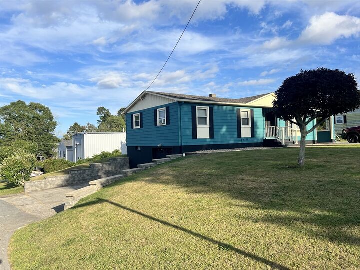 Property Photo: 3 Charlotte Dr RI 02809