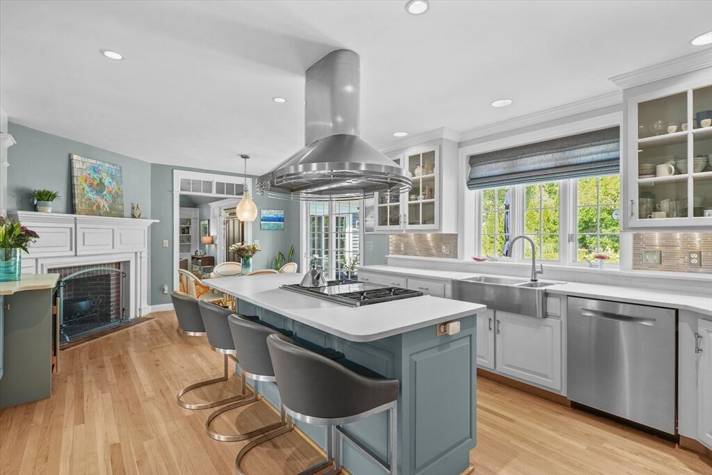 Property Photo:  231 Storey Ave  MA 01950