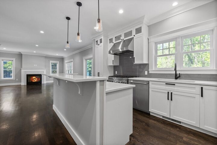 Property Photo: 1 Farwell Cir MA 02460
