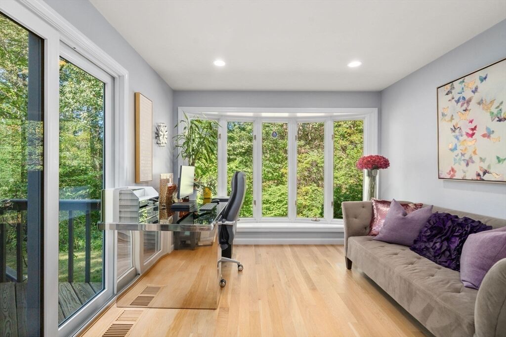 Property Photo: 16 Coltsway 16 MA 01778