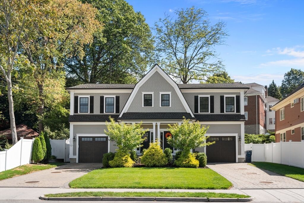 Property Photo:  96 East Side Parkway 96  MA 02458 