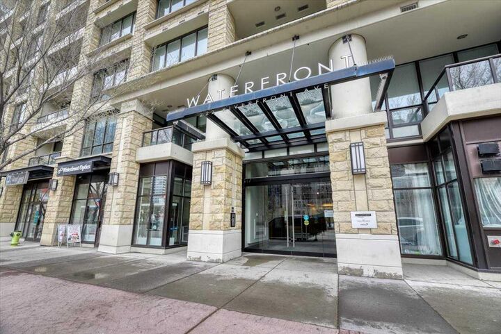 Property Photo:  222 Riverfront Avenue SW 1526  AB T2P 0W3 
